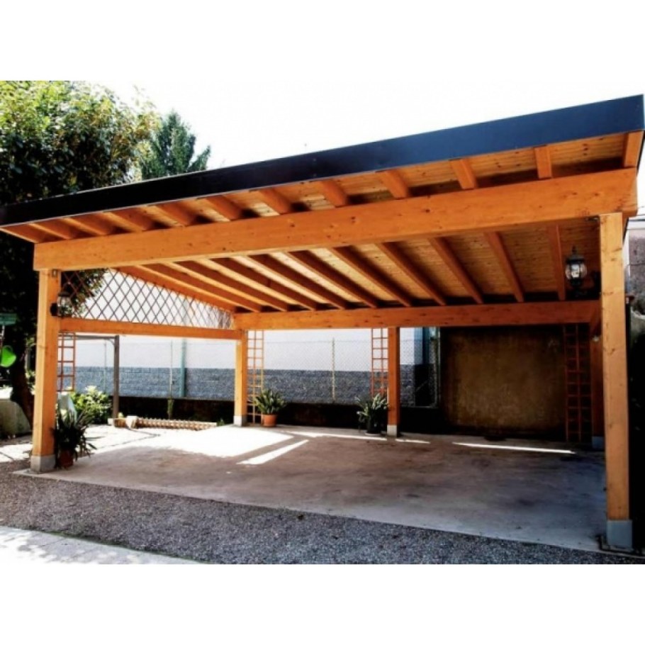 Деревянный навес для машины