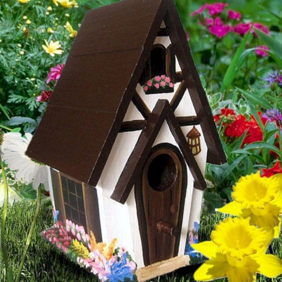 Декоративный домик для сада