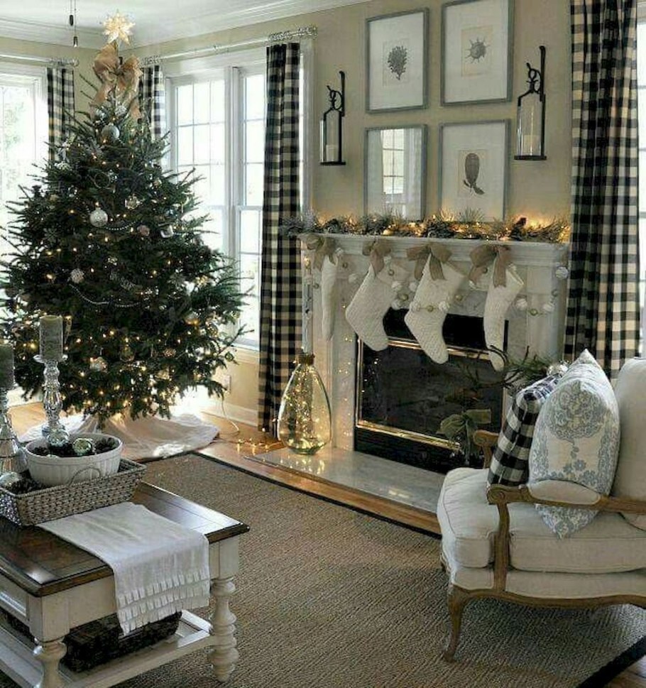 Новогодний декор гостиной