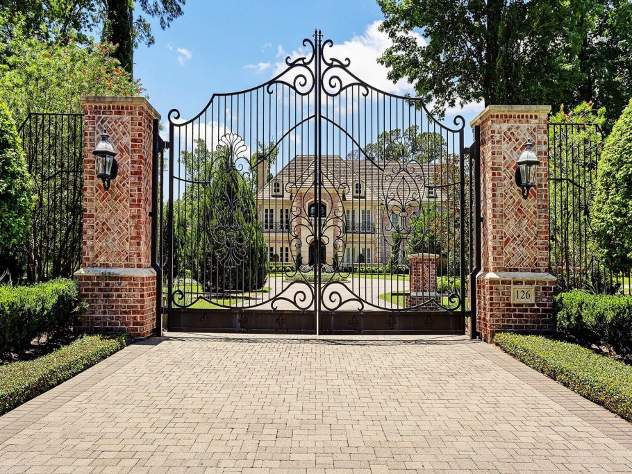 Ворота львы усадьба Измалково