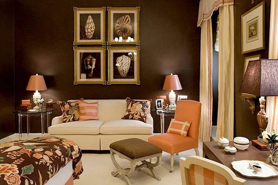 Коричневые стены