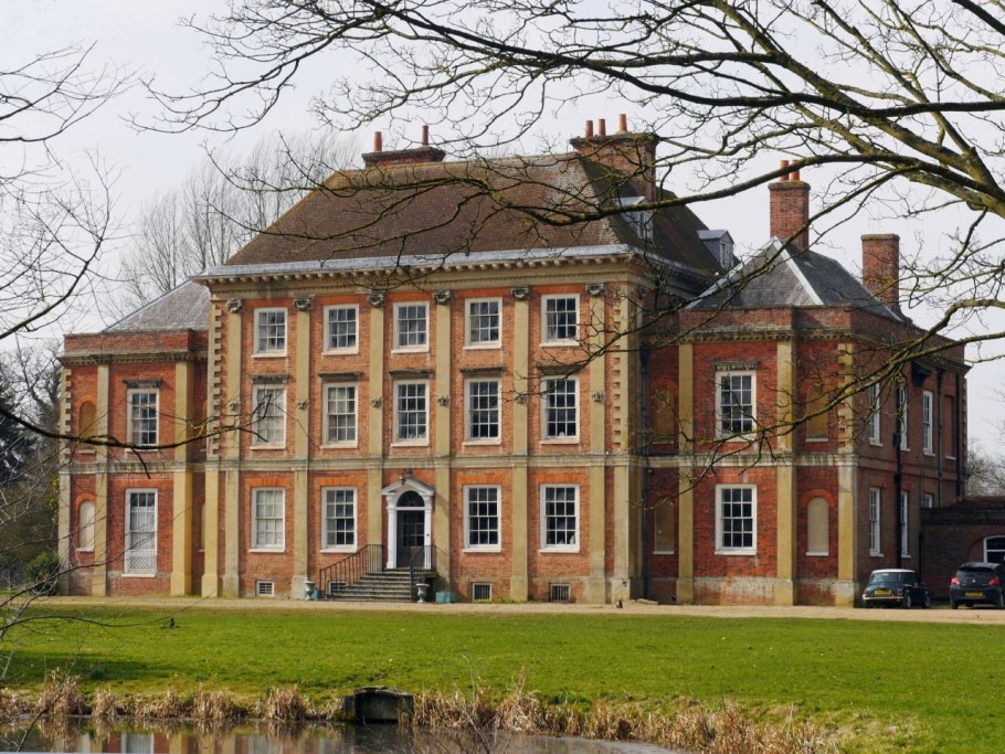 Мэнор Хаус Лондон поместье