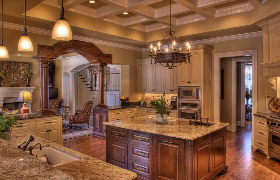 Кухня в колониальном стиле