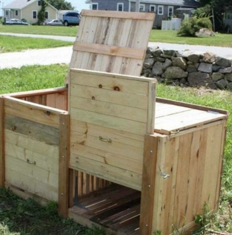 Компостная яма перегноя