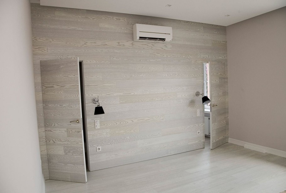 Двери скрытого монтажа в интерьере квартиры