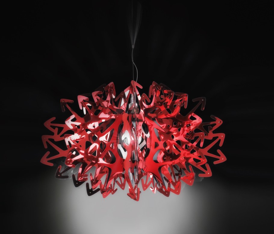 Люстра красная