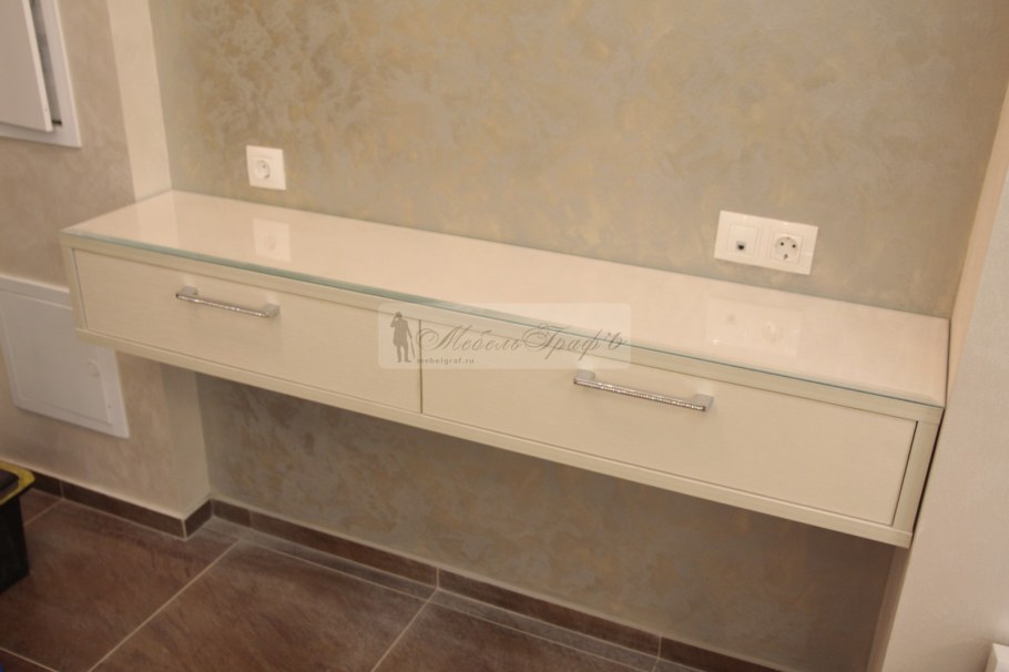 Навесная тумба в прихожую