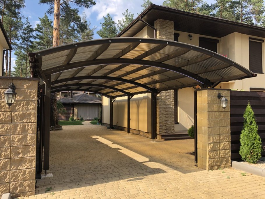 Навес для авто в частном доме