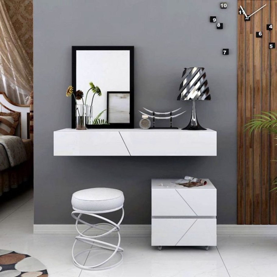 Туалетный столик подвесной