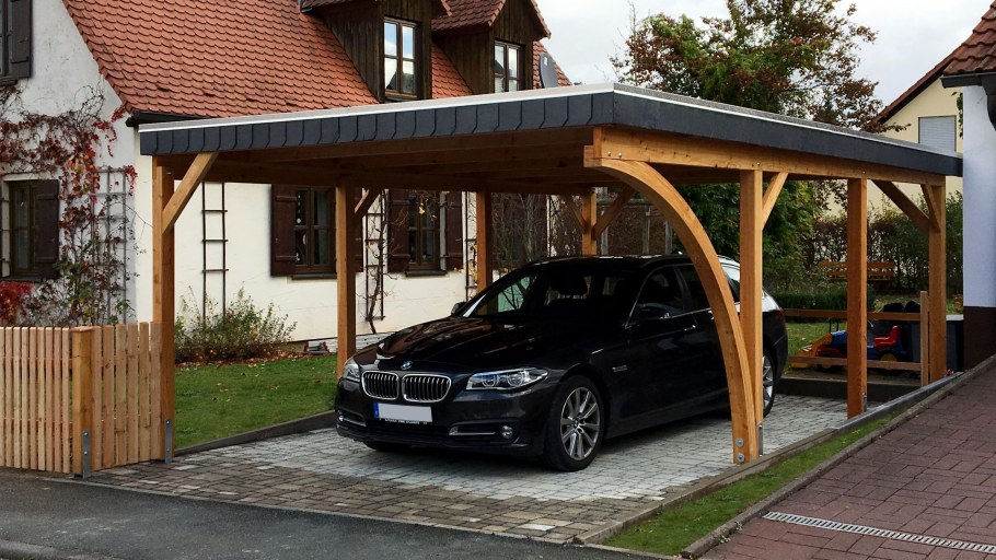 Навес для авто в частном доме