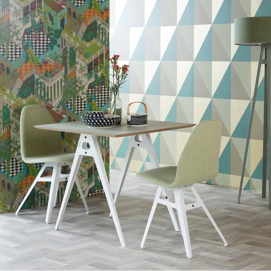 Современные обои на кухню модные