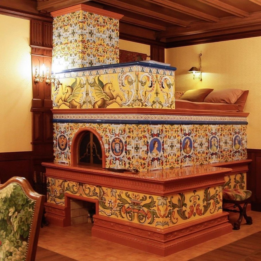 Старинная печь лежанка 17век