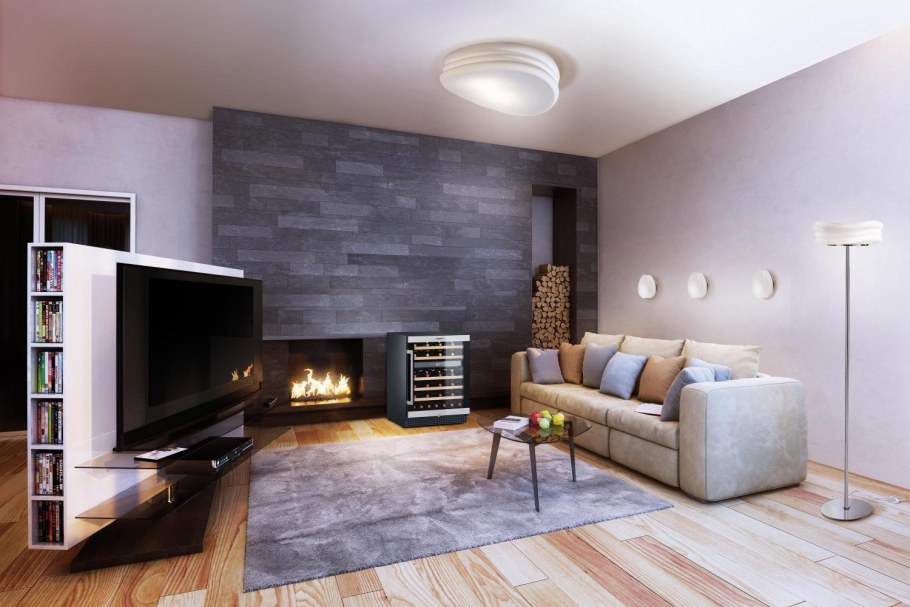 Современная гостиная с камином