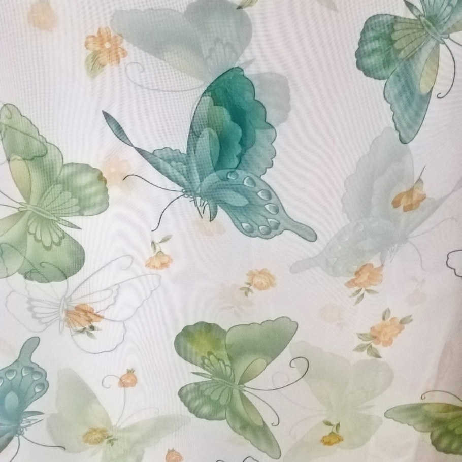 Тюль с бабочками