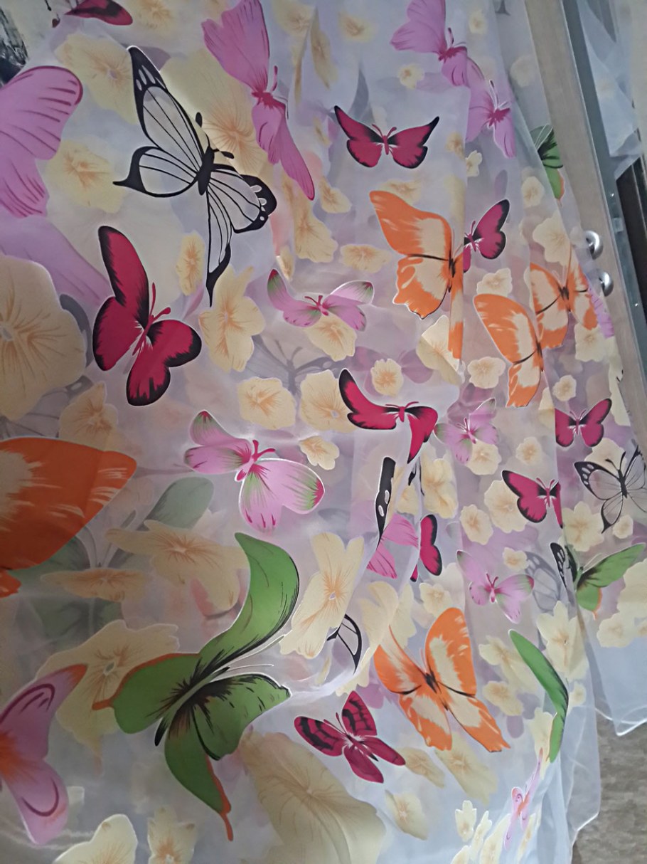 Органза с бабочками
