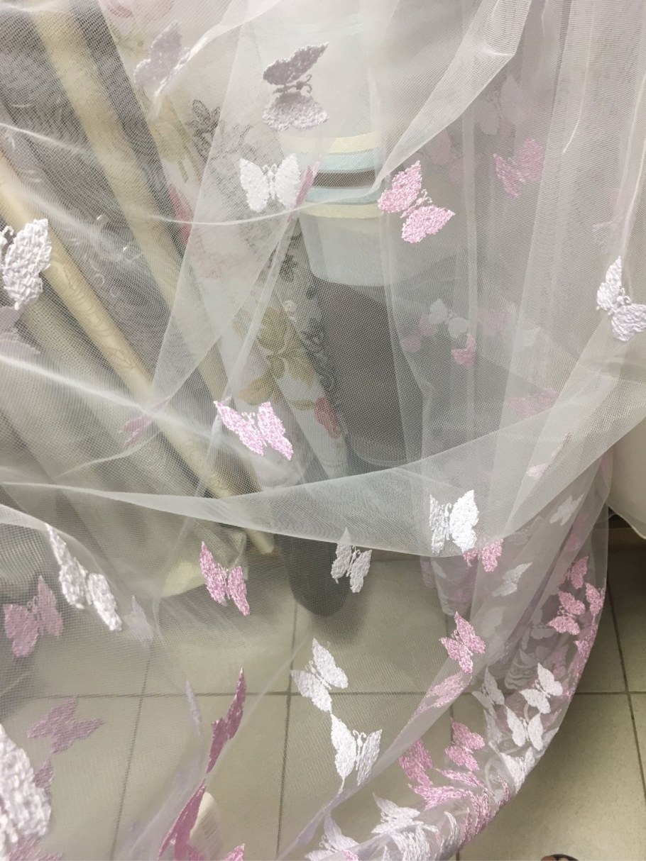 Тюль с бабочками