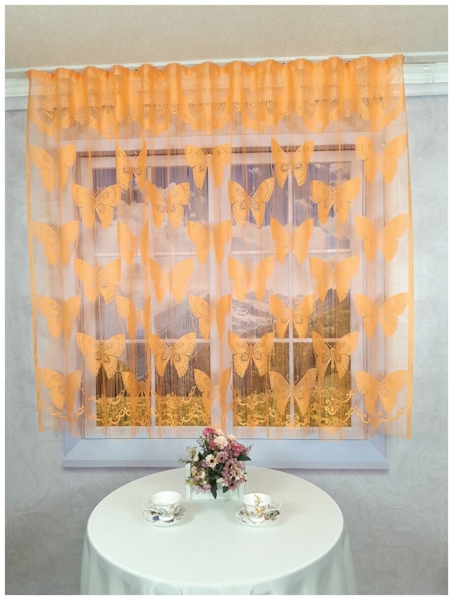 Тюль с бабочками в интерьере