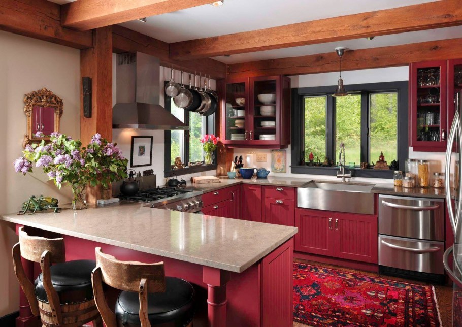 Кухня в загородном доме