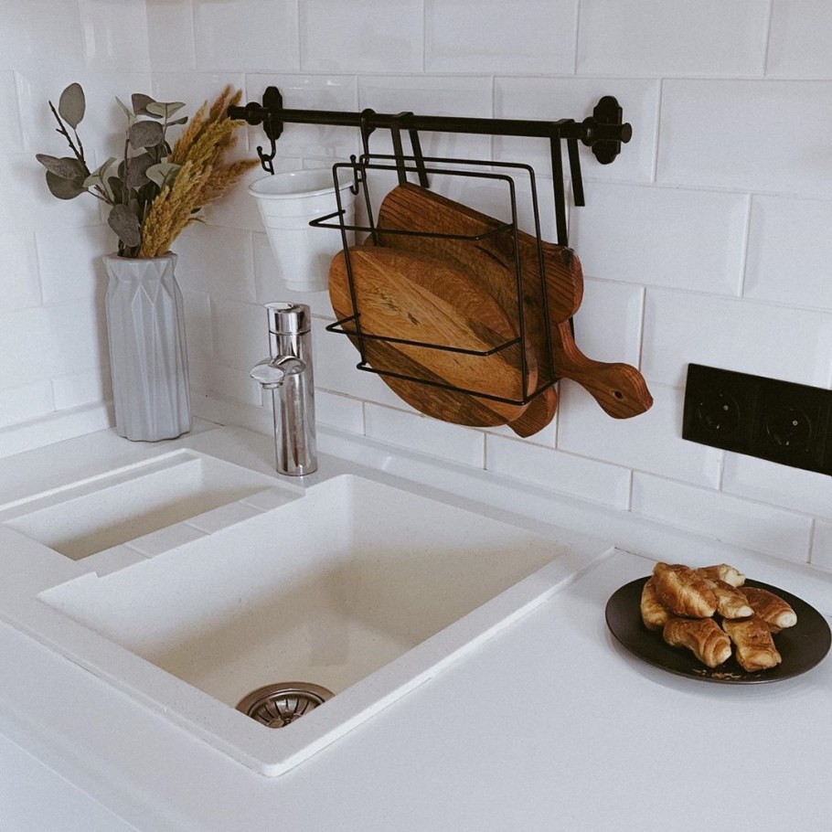 Держатель для досок разделочных на рейлинги