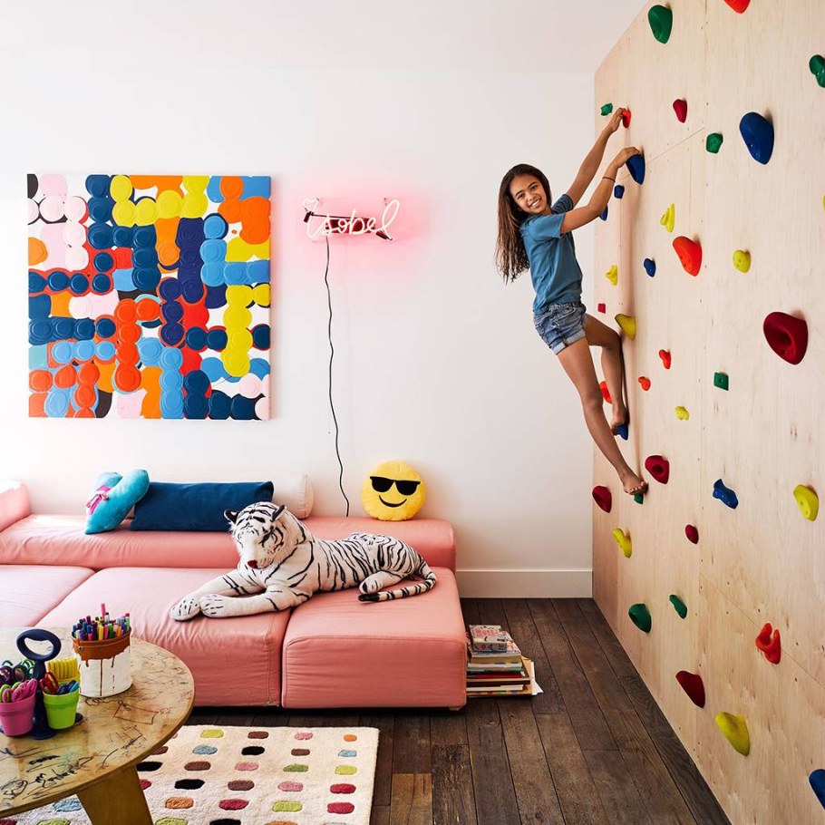 Стены в детской комнате