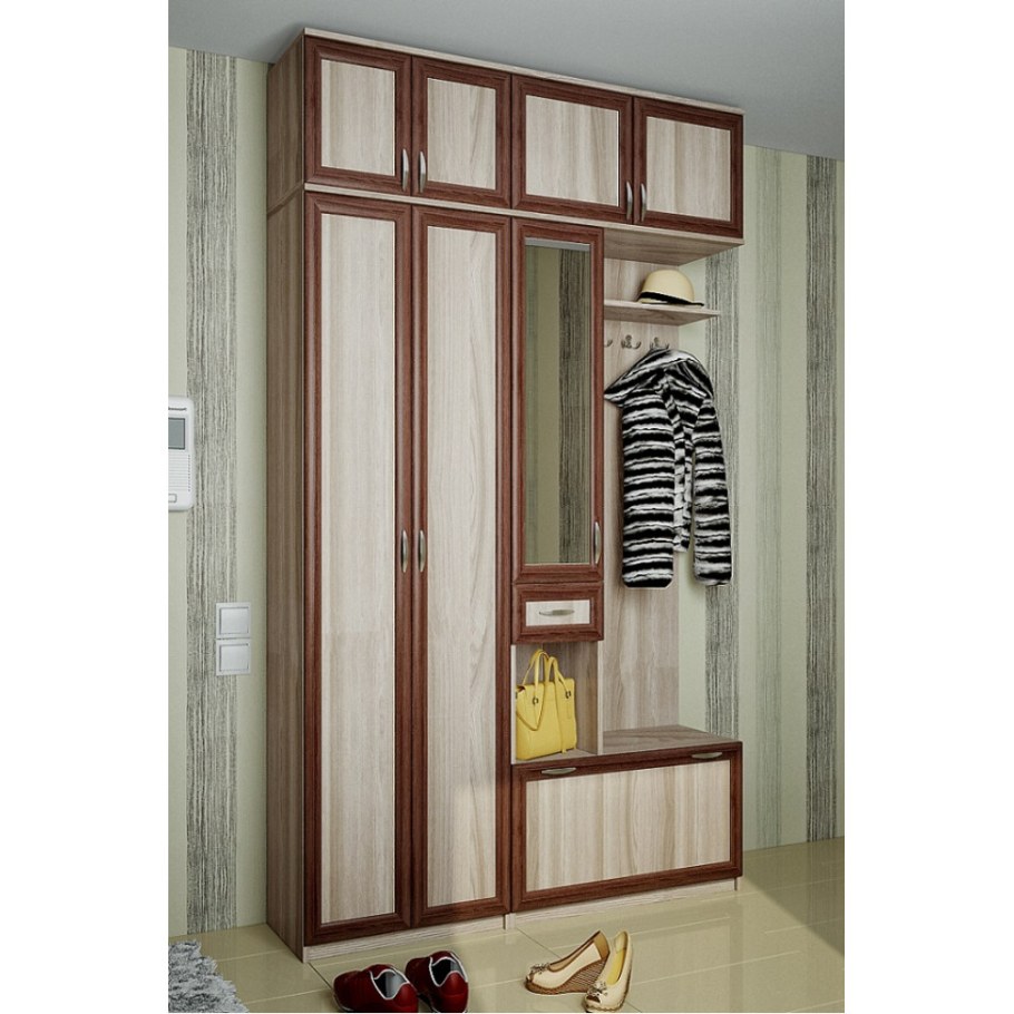 Прихожая с антресолями