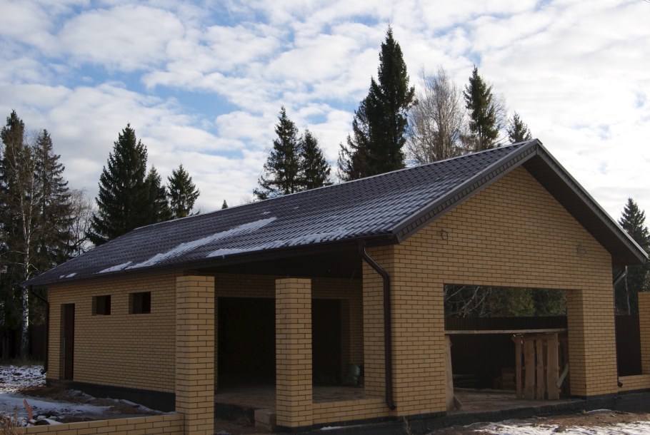 Гараж с баней под одной крышей