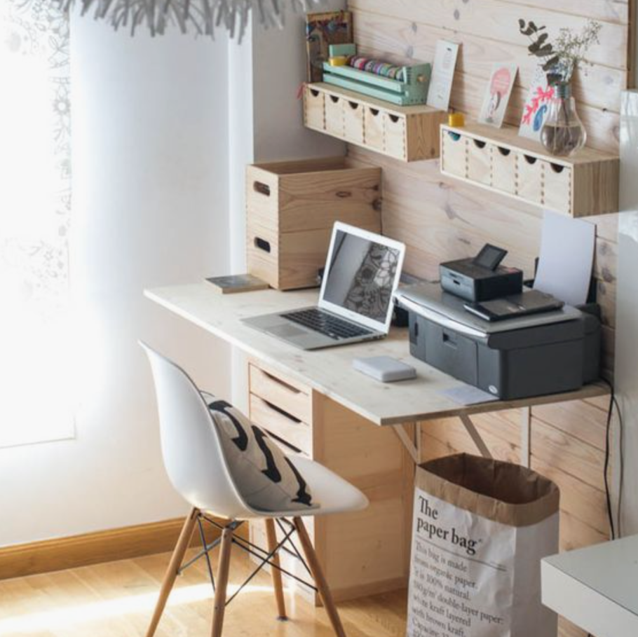 Украшение рабочего места в офисе