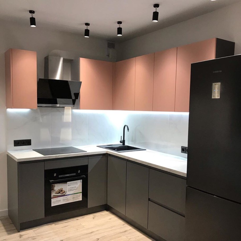 Угловые кухни