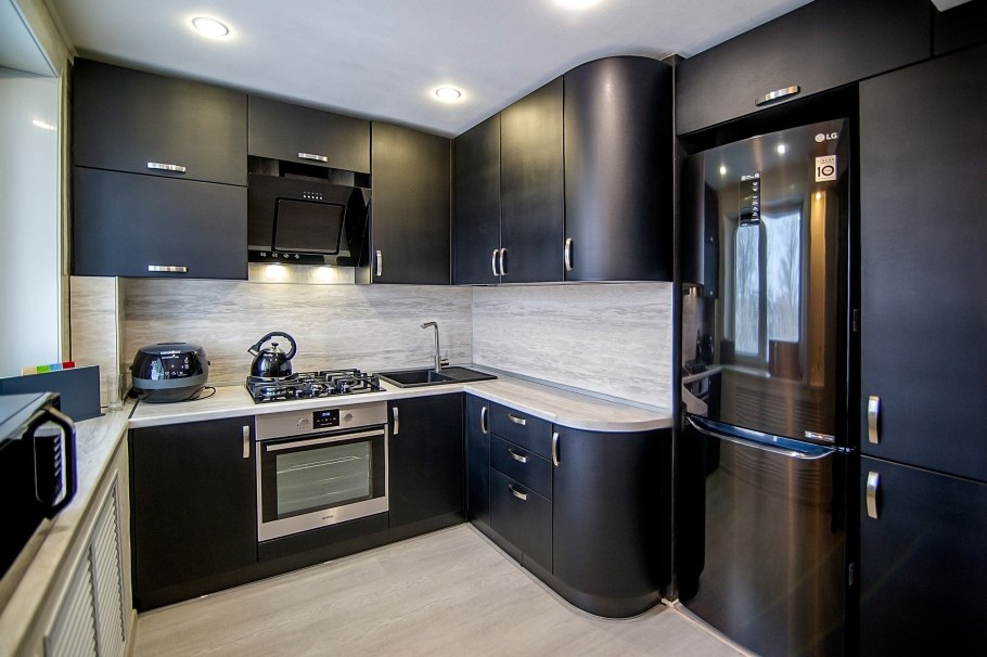 Современный кухонный гарнитур