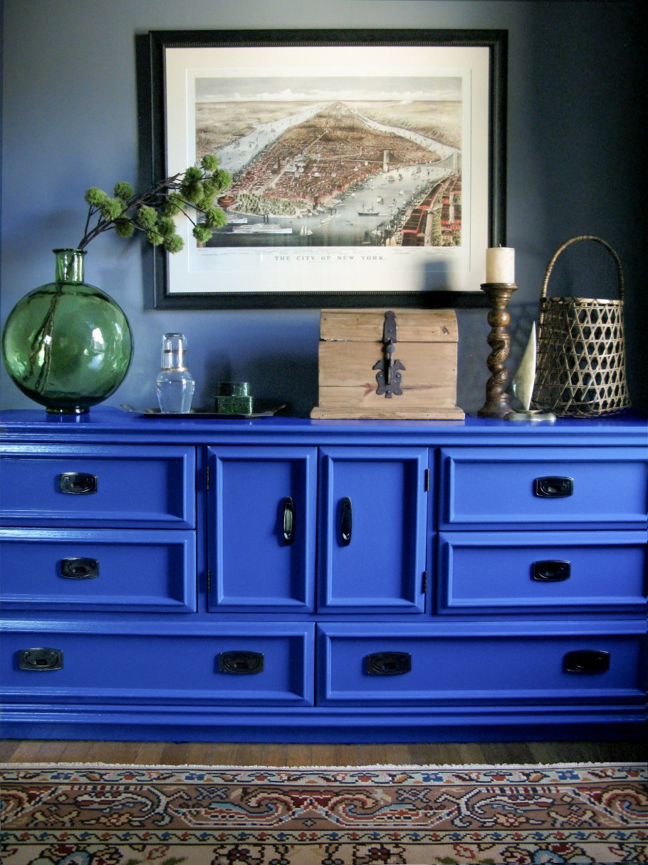 Крашеный комод