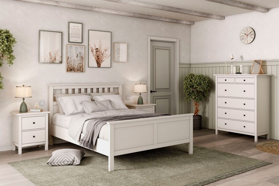 Спальня Кантри Ангстрем