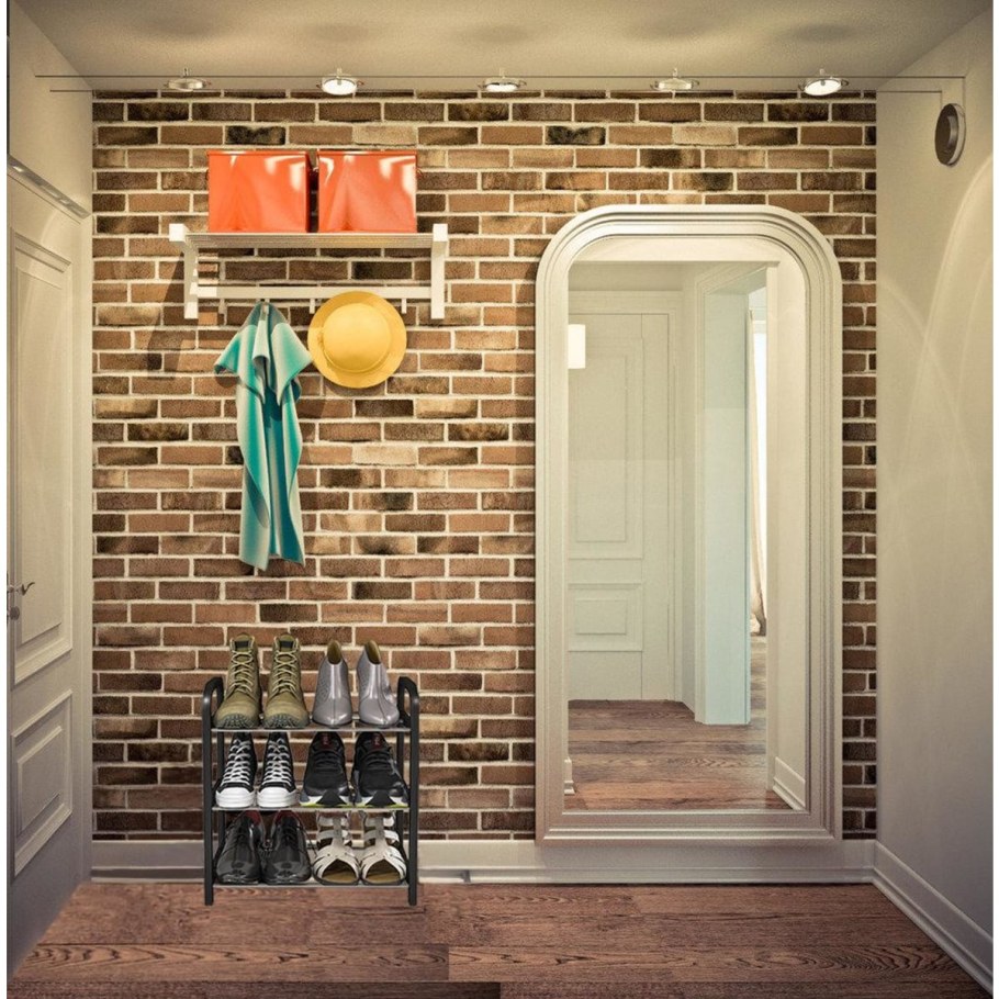 Декоративный кирпич в интерьере коридора