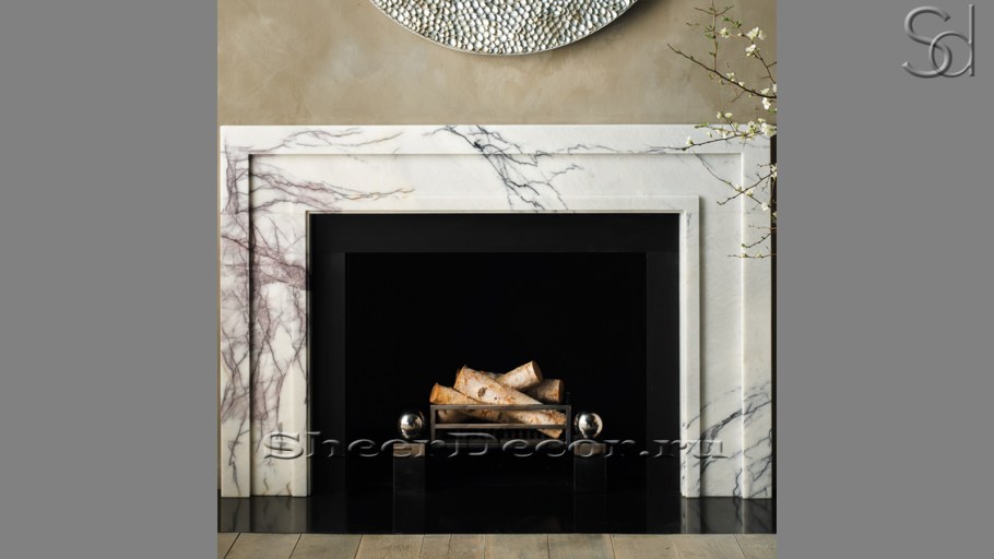 Мраморный камин в интерьере