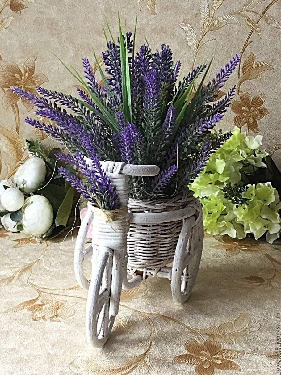Композиция с лавандой