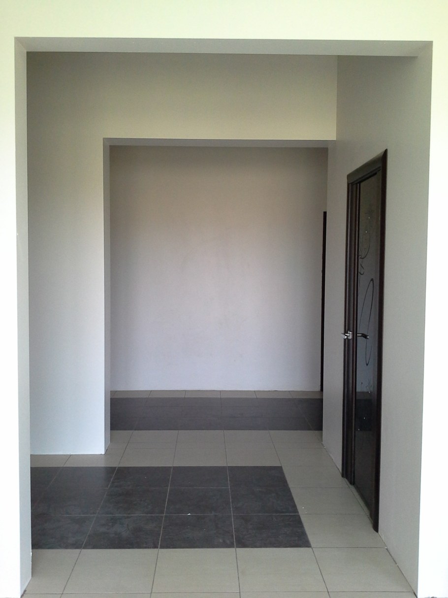 Дверной проем без двери