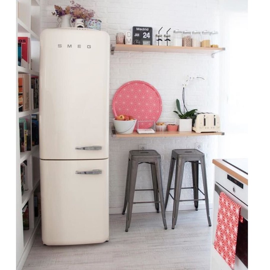 Холодильник Смег ретро