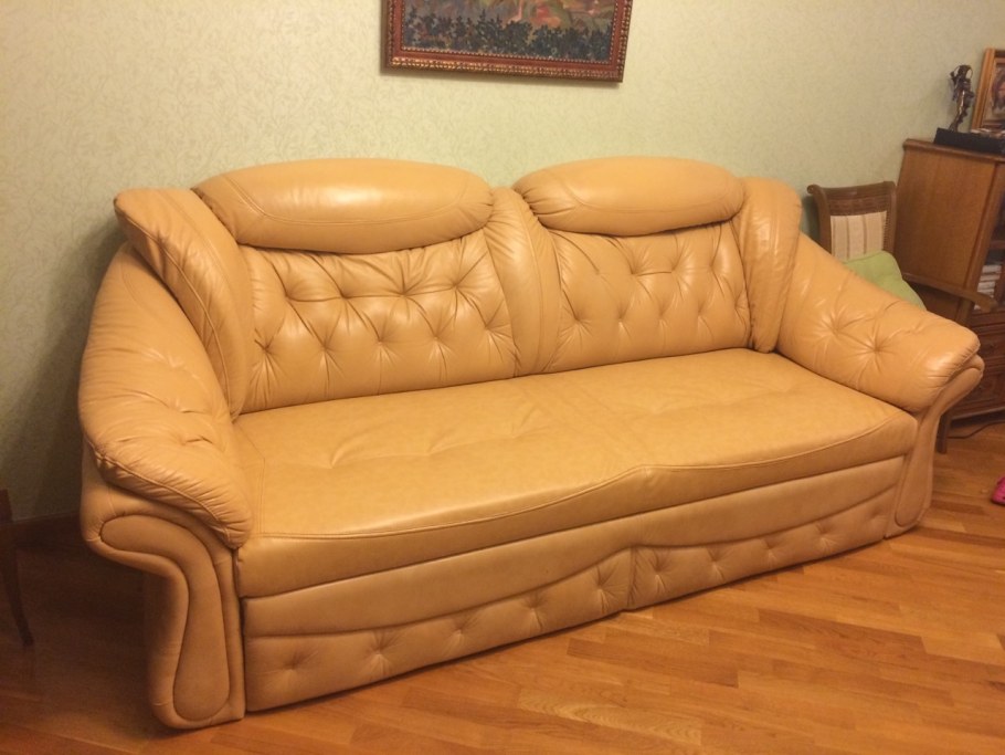 Перетяжка дивана