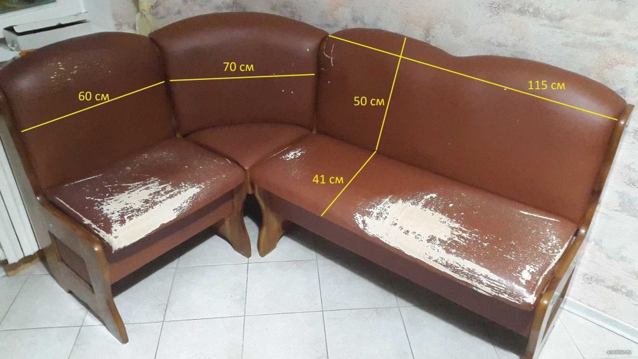 Ткань для обшивки кухонного уголка