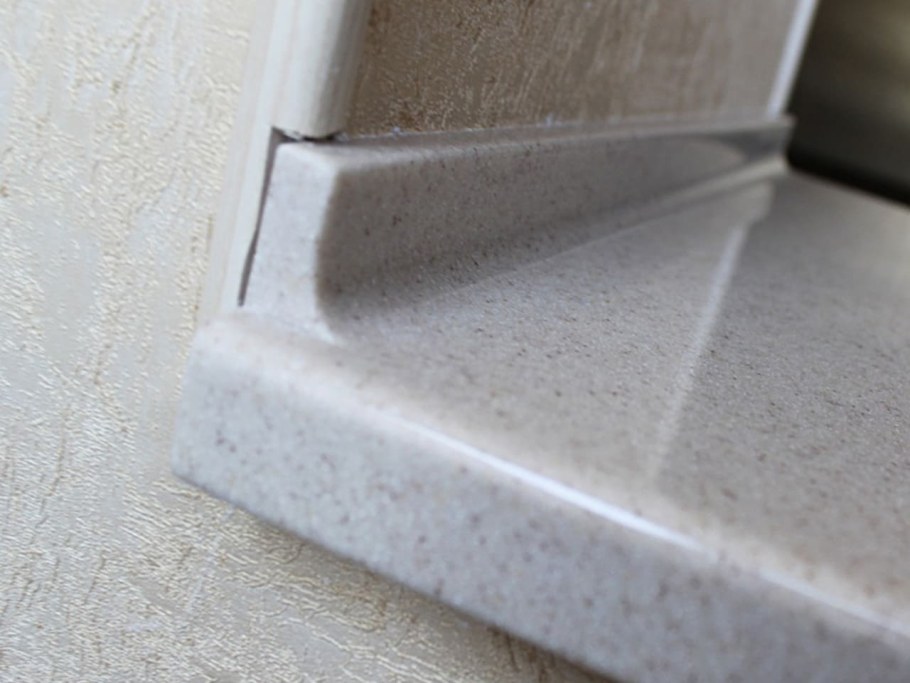 Пристеночный бортик для столешницы лигрон