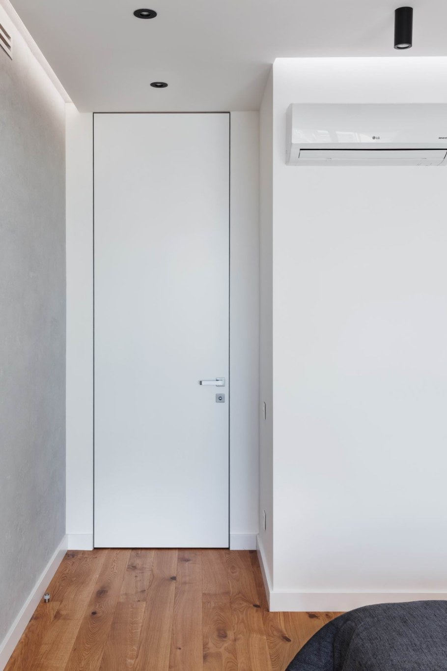 Спрятать кондиционер в шкаф