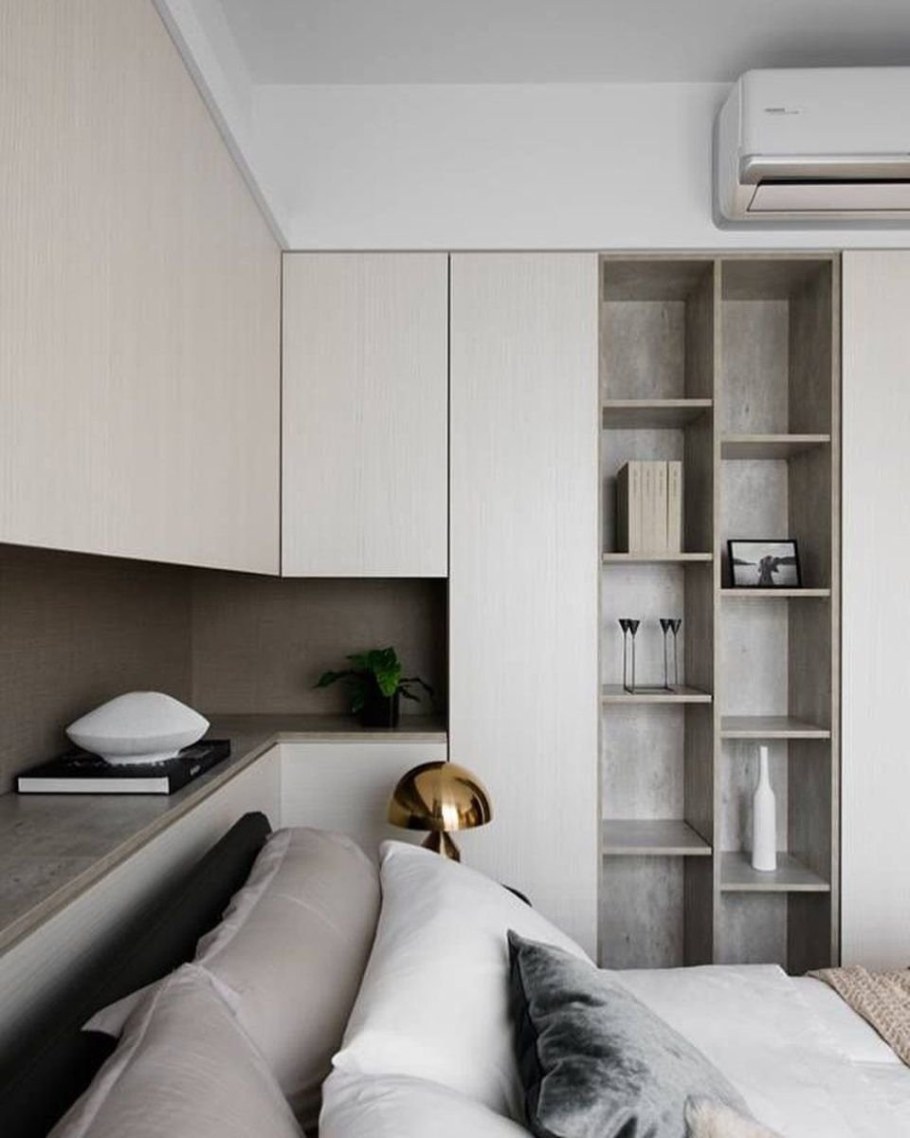 Навесные шкафы в спальню