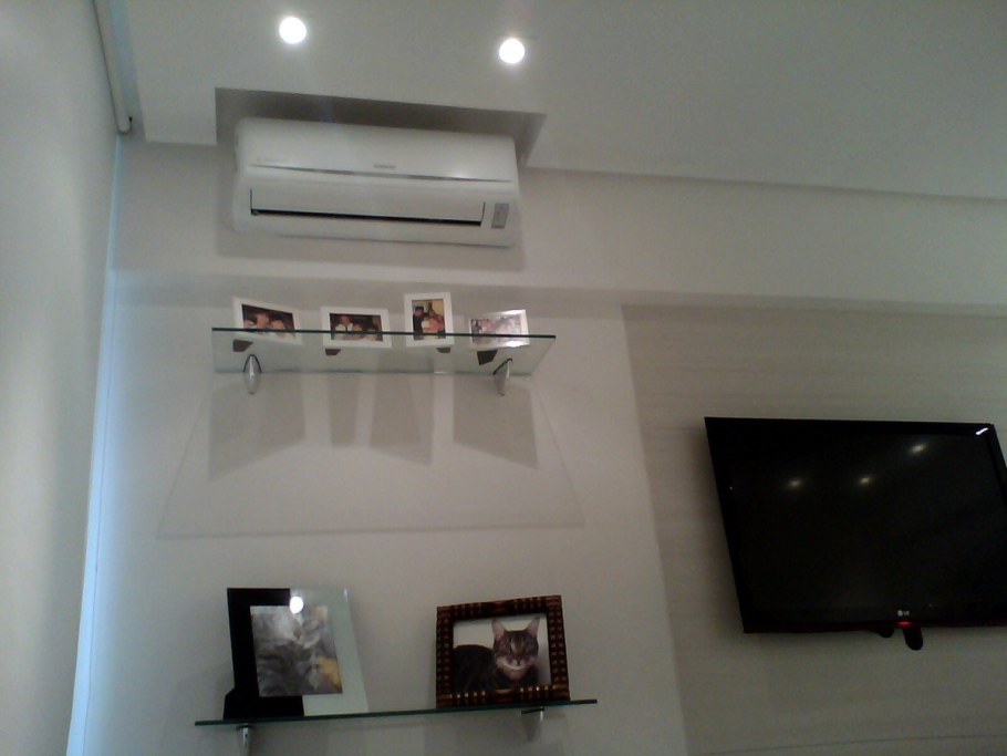 Спрятать кондиционер