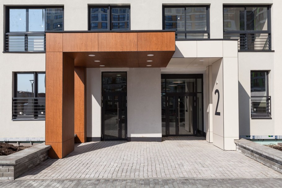 Современная входная группа