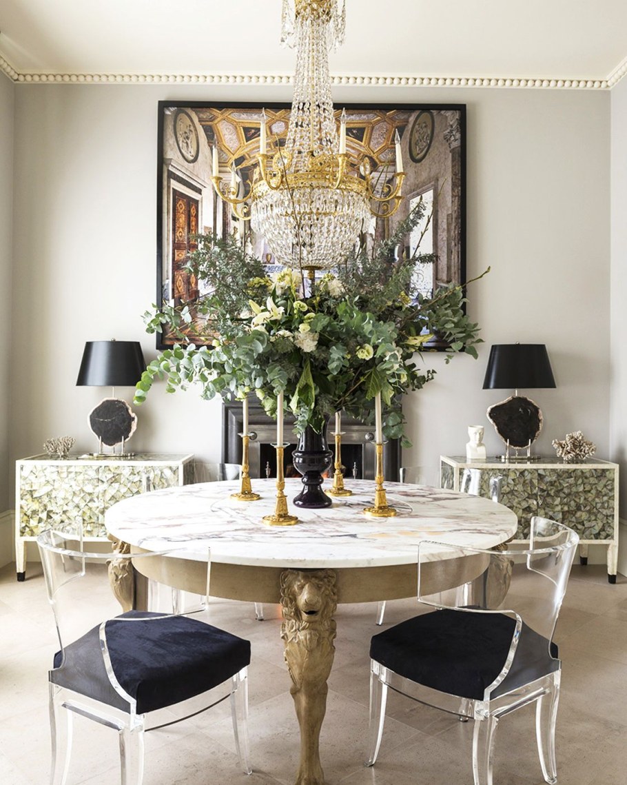 Прозрачные стулья в интерьере