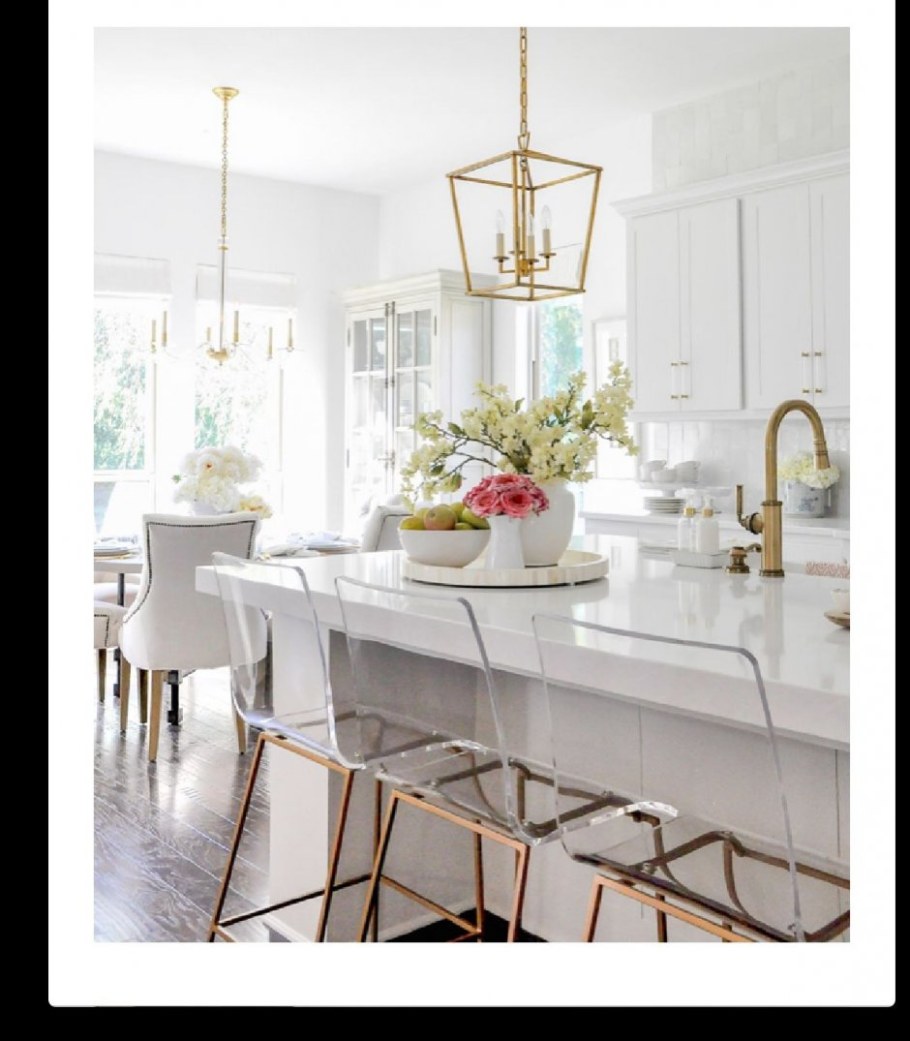 Прозрачные стулья в интерьере