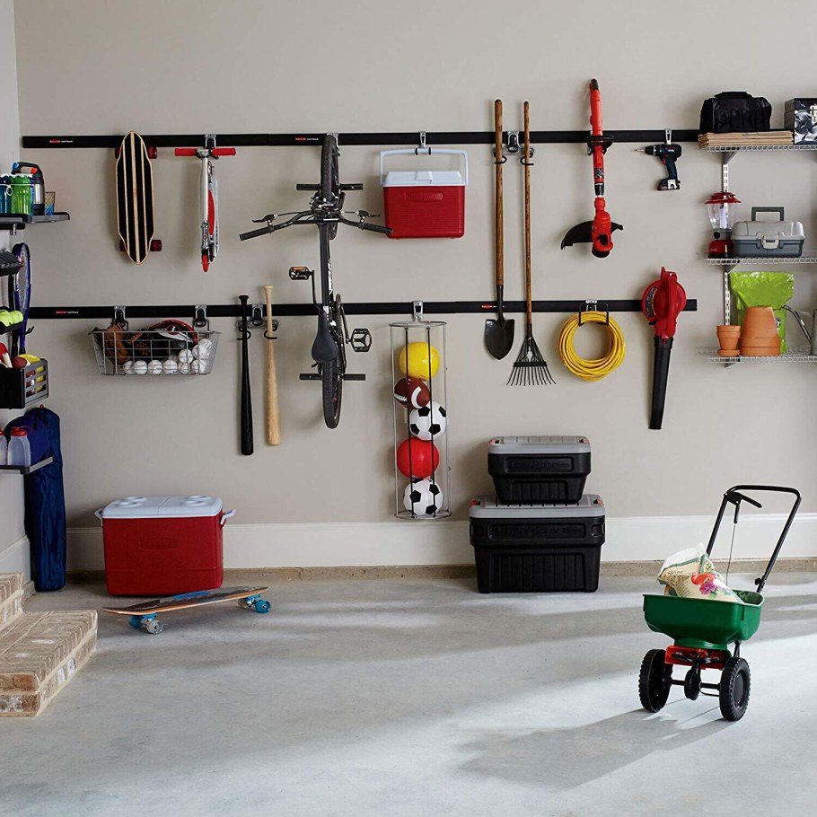 Стеллаж настенный в гараж