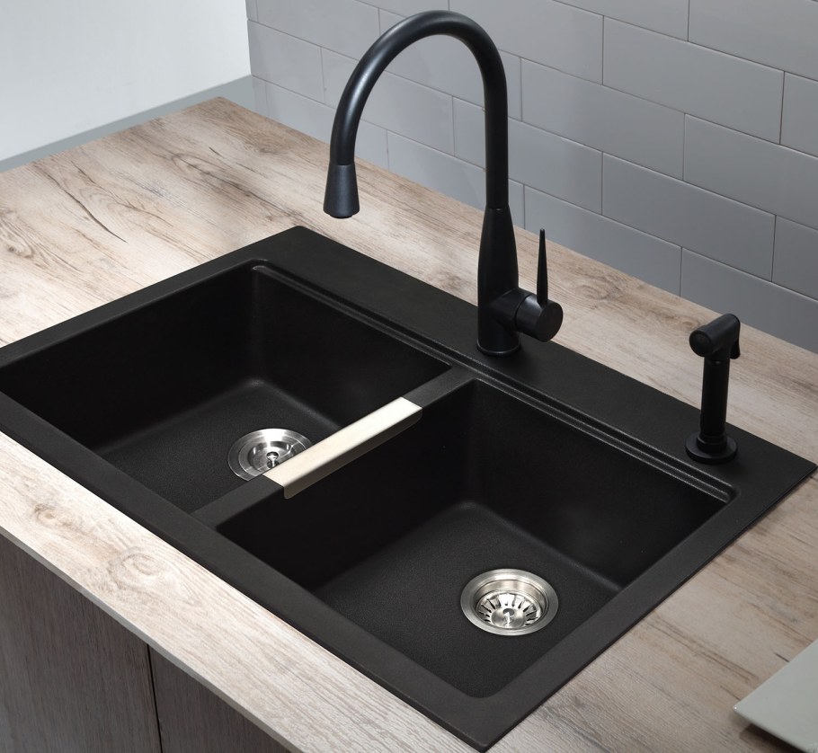 Черная раковина на кухню