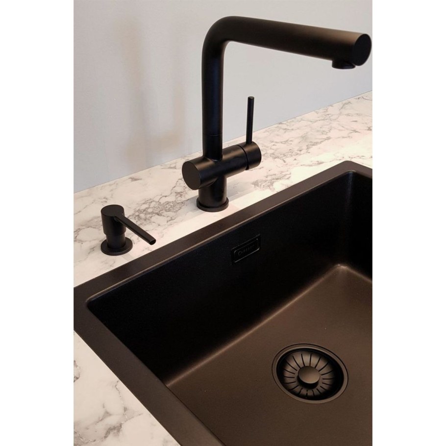 Смеситель для кухни и раковины