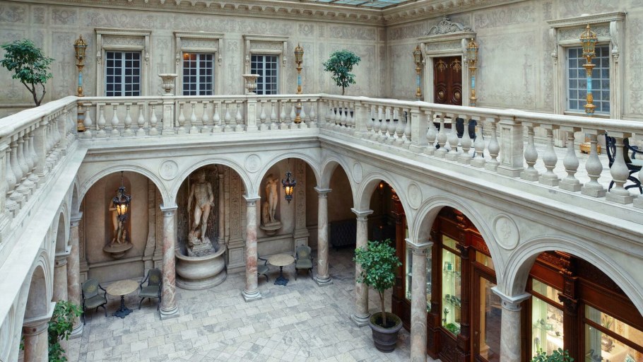 Ресторан Турандот на Тверском бульваре