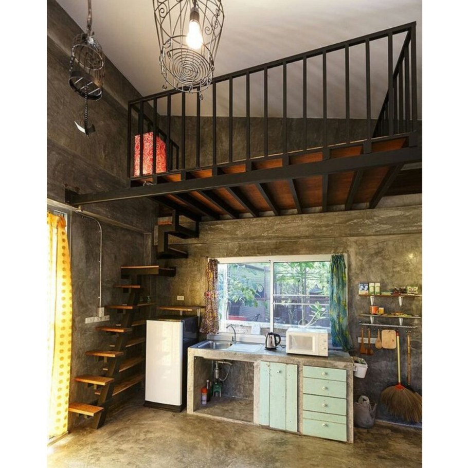 Дом в стиле лофт с антресольным этажом